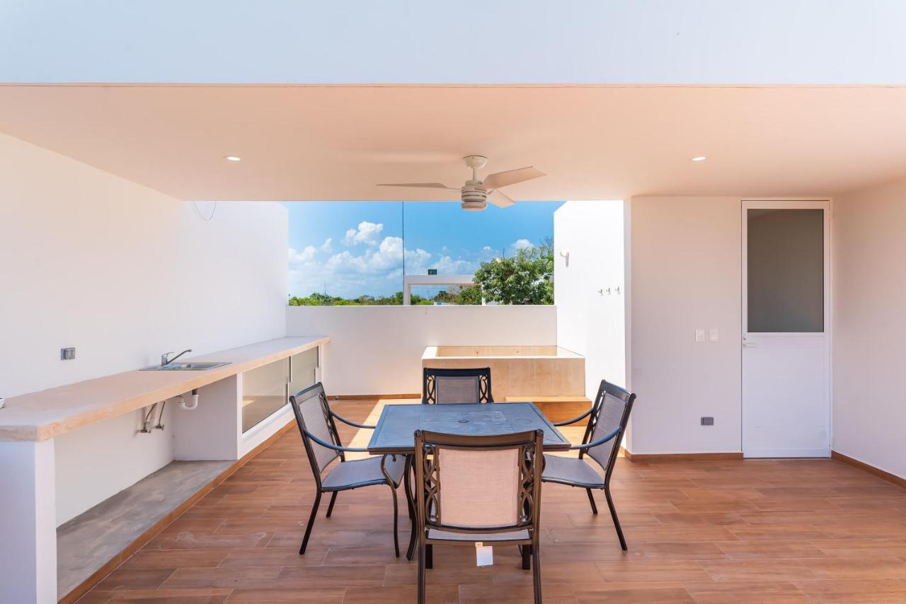 Entire House- 3Br With Private Roof Top Deck بلايا ديل كارمن المظهر الخارجي الصورة
