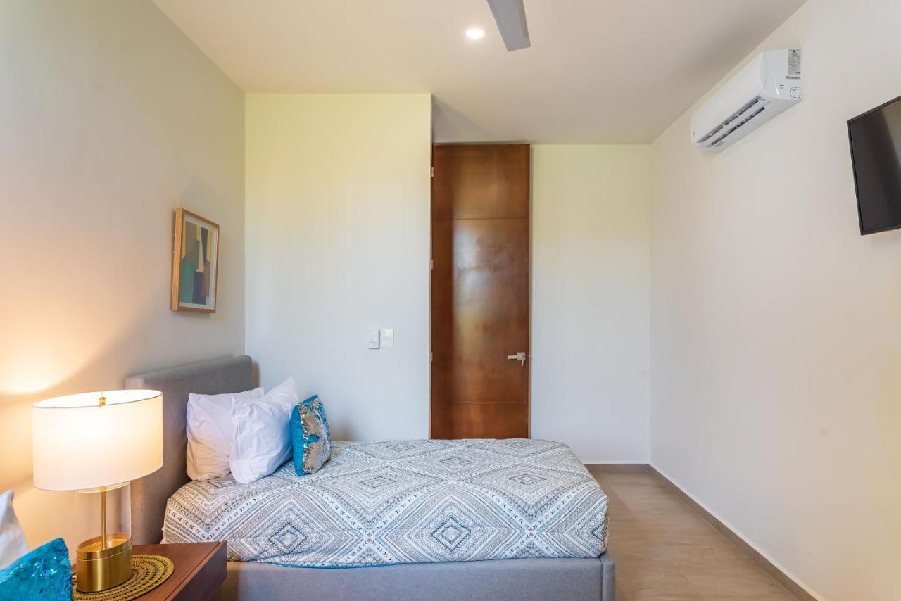 Entire House- 3Br With Private Roof Top Deck بلايا ديل كارمن المظهر الخارجي الصورة