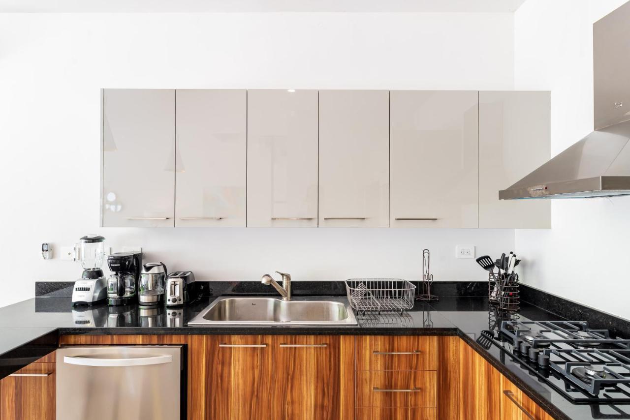 Entire House- 3Br With Private Roof Top Deck بلايا ديل كارمن المظهر الخارجي الصورة